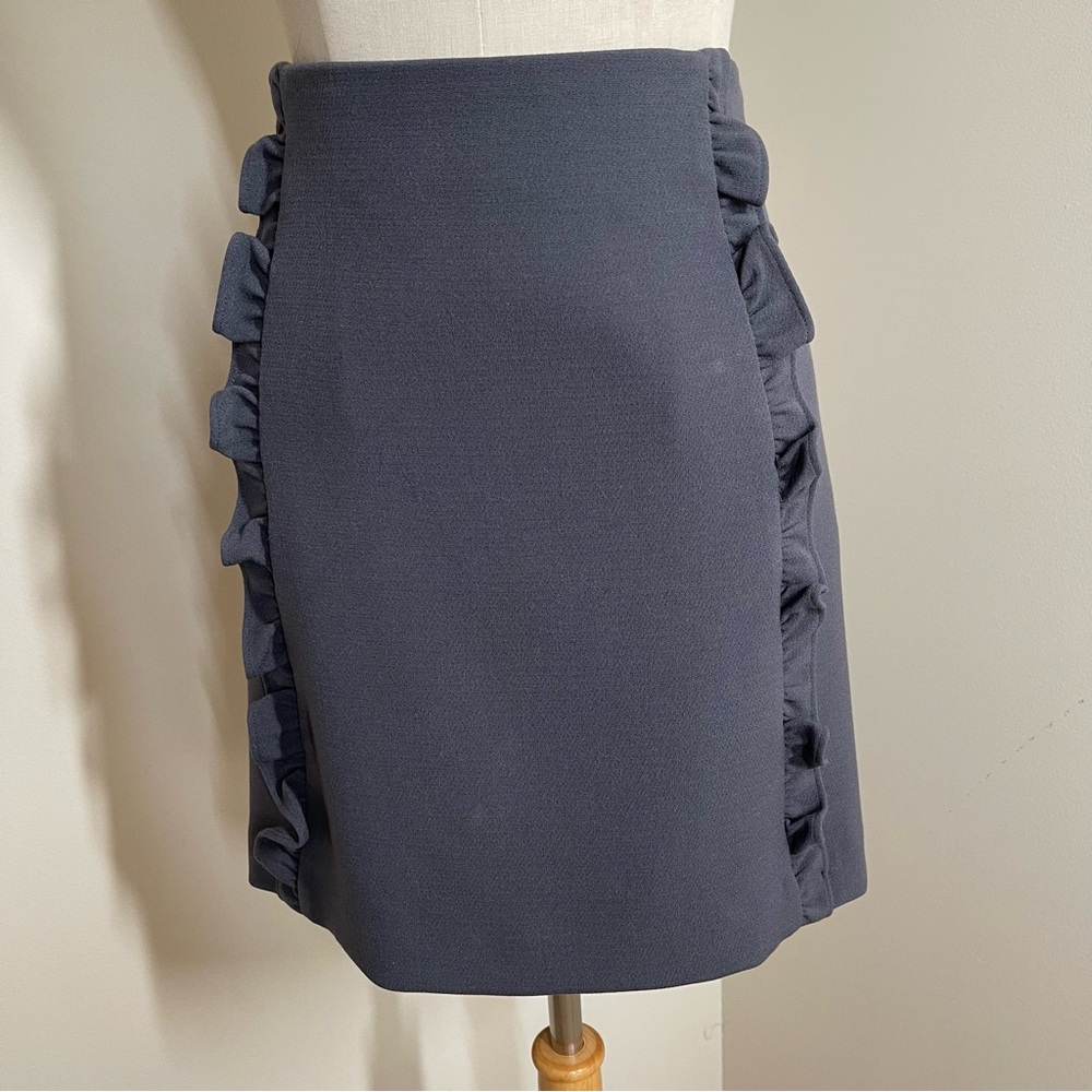 Ann Taylor Loft Women’s Grey - SZ 8 - Ruffled Sides Back Zip Pencil Skirt